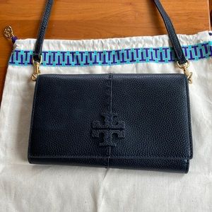 McGraw, flat wallet, Crossbody by Tory Burch